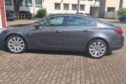 Opel Insignia 95.000 km 7.000 &euro; Wuppertal 42113