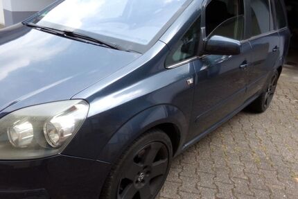 Opel Zafira 322.000 km 2.499 &euro; Herten 45701
