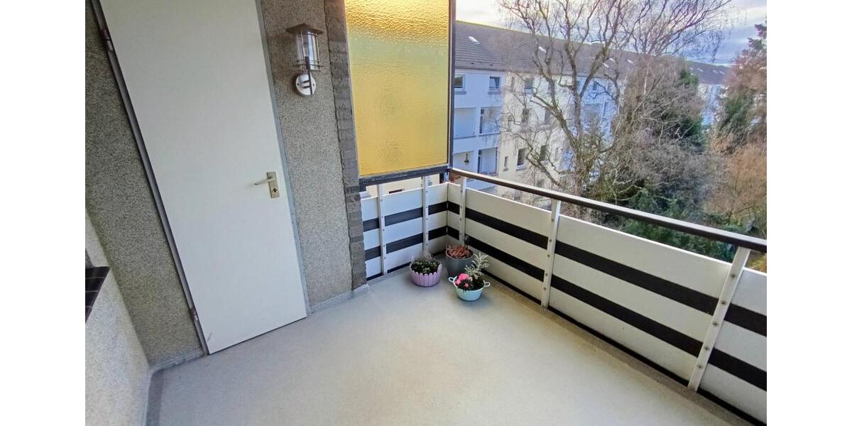 Etagenwohnung Duisburg Duisburg-Mitte - 3 Zimmer, 78 m&sup2;, 174.000&euro; | Angebot:25945496