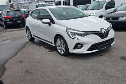 Renault Clio 153.433 km 8.990 &euro; Neuss 41469