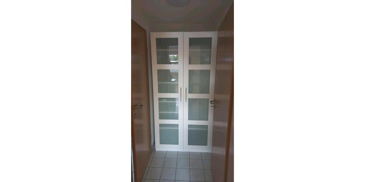 Dachgeschoßwohnung Solingen Höhscheid - 1 Zimmer, 36 m&sup2;, 400&euro; | Angebot:27543473