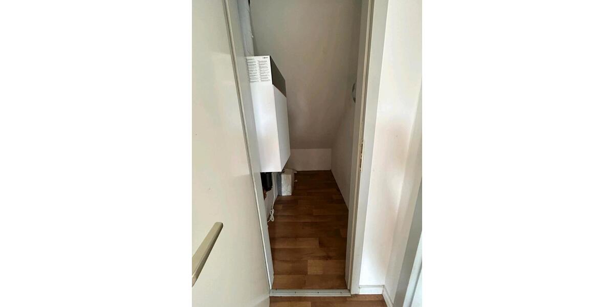 Dachgeschoßwohnung Essen Stadtbezirk V - 2 Zimmer, 43 m&sup2;, 430&euro; | Angebot:24715780