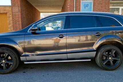Audi Q7 186.000 km 12.987 &euro; Gelsenkirchen 45881