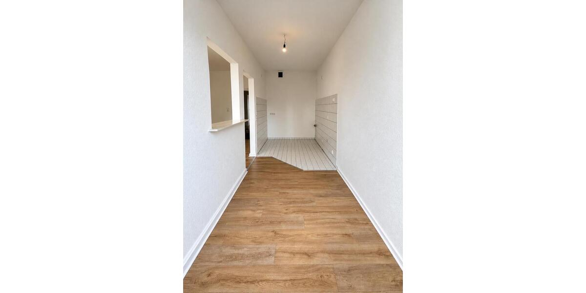 Dachgeschoßwohnung Duisburg Mittelmeiderich - 2 Zimmer, 55 m&sup2;, 460&euro; | Angebot:27567594