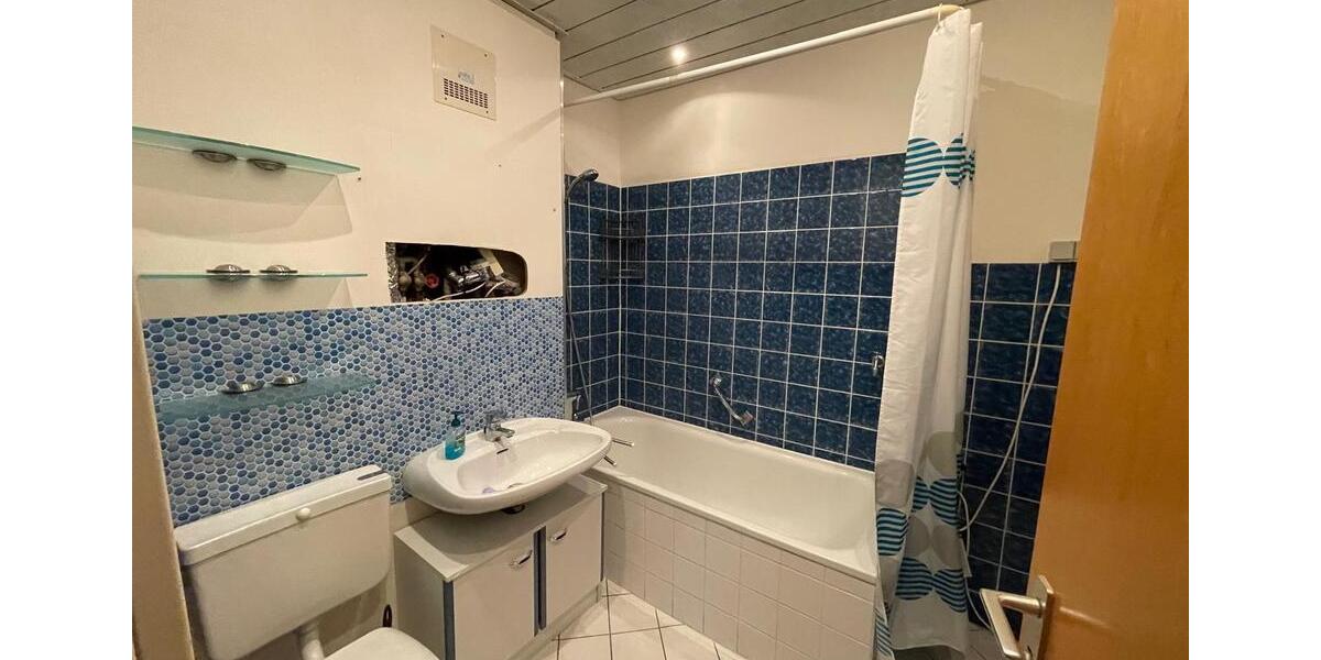 Etagenwohnung Duisburg Huckingen - 3 Zimmer, 92 m&sup2;, 1.050&euro; | Angebot:27586893