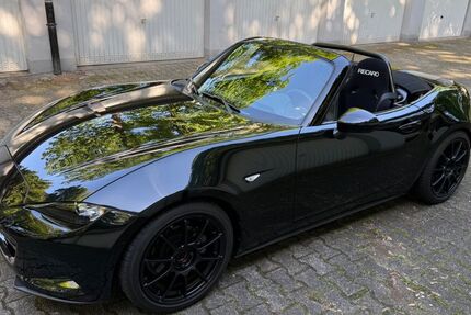 Mazda MX-5 23.900 km 30.550 &euro; Essen 45138