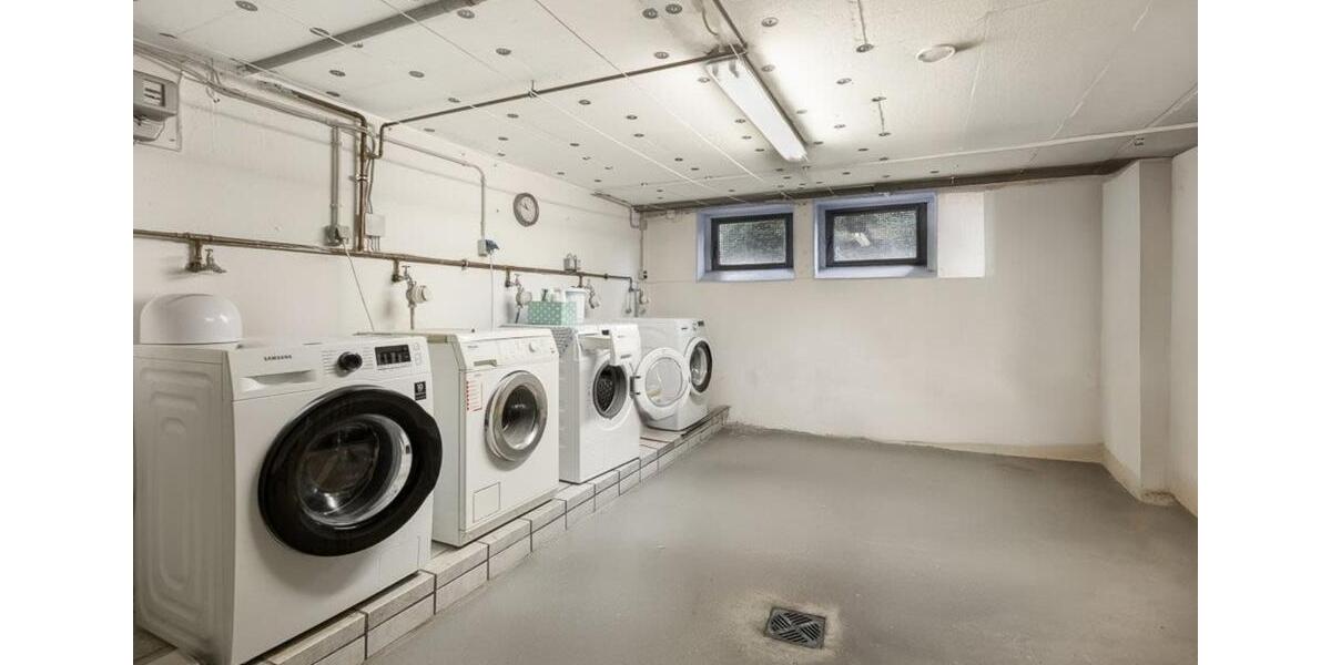 Dachgeschoßwohnung Essen Stadtbezirk III - 3 Zimmer, 55 m&sup2;, 590&euro; | Angebot:25811924