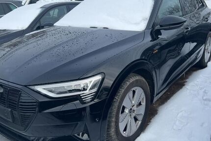 Audi e-tron 61.926 km 35.910 &euro; Hagen 58091