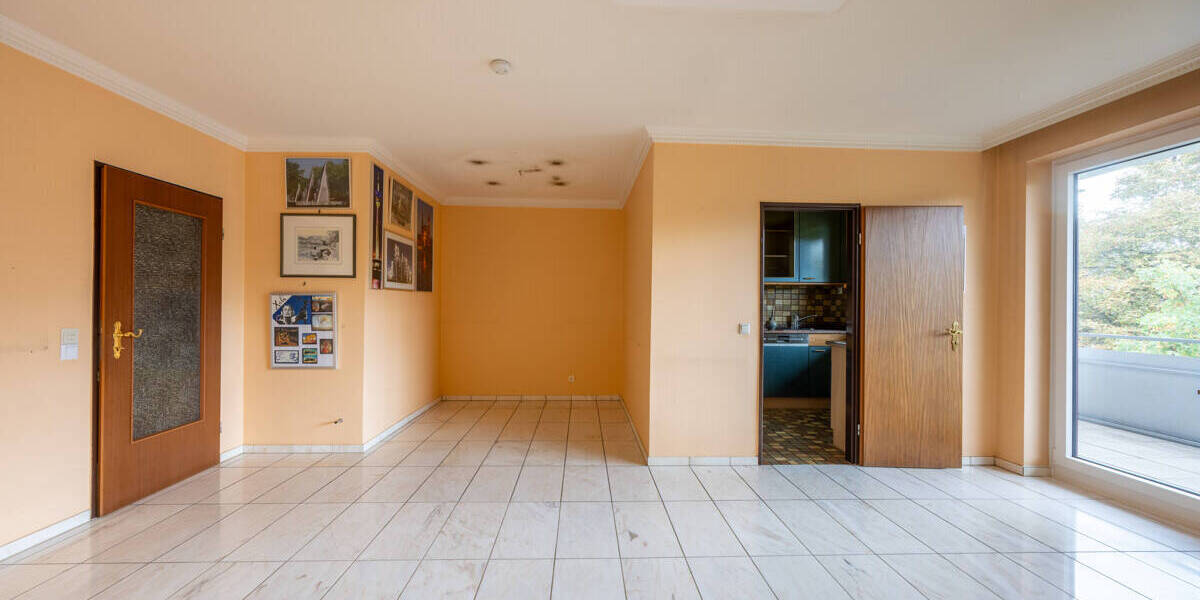 Etagenwohnung Düsseldorf Eller - 3 Zimmer, 75 m&sup2;, 295.000&euro; | Angebot:25687881