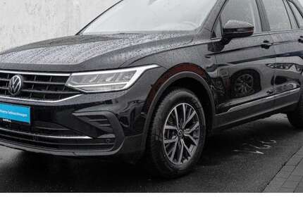 VW Tiguan 58.048 km 28.890 &euro; Düsseldorf 40474