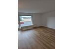 Renovierte 2,5 Zimmer-Wohnung mit Aufzug, Balkonkraftwerk, Video-Sprechanlage, Garage (Warmmiete: 965 + 100 Garage) - Etagenwohnung Duisburg Meiderich | Angebot:27473556