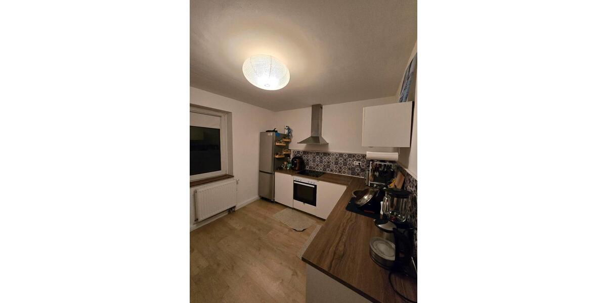 Etagenwohnung Düsseldorf Heerdt - 2 Zimmer, 55 m&sup2;, 1.220&euro; | Angebot:27568475