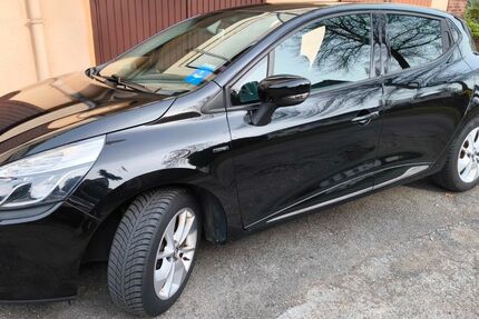 Renault Clio 89.500 km 6.300 &euro; Essen 45147