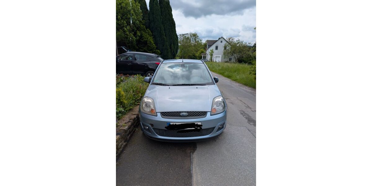 Ford Fiesta 160.000 km 1.700 &euro; Hattingen 45529