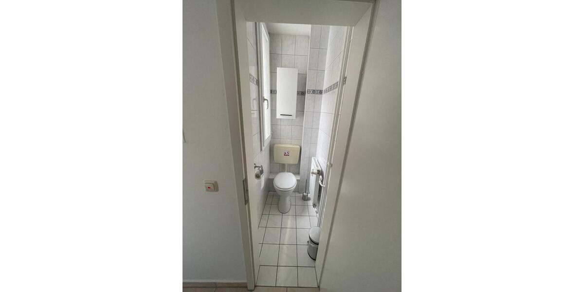 Etagenwohnung Essen Stadtkern - 2 Zimmer, 49 m&sup2;, 460&euro; | Angebot:25960324