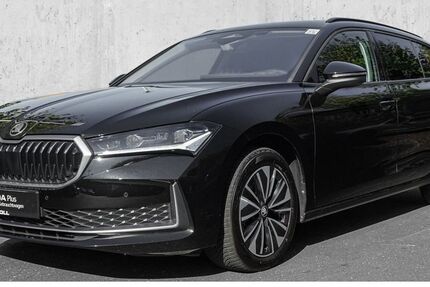 Skoda Superb 19.899 km 35.990 &euro; Düsseldorf 40474