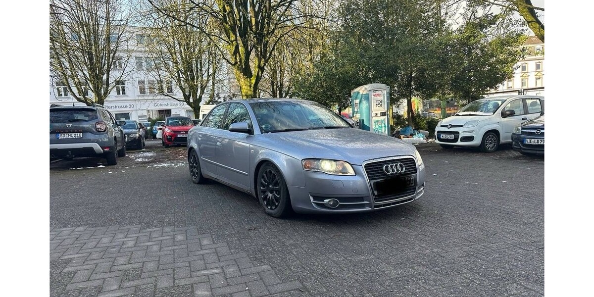 Audi A4 (B7) 230.000 km 2.500 &euro; Wuppertal 42275