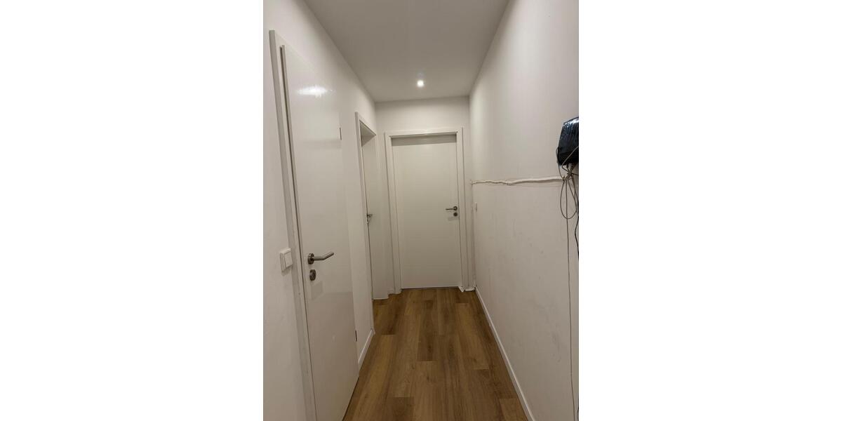 Etagenwohnung Neuss - 4 Zimmer, 93 m&sup2;, 1.719&euro; | Angebot:25990077