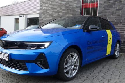 Opel Astra 30.000 km 24.480 &euro; Oberhausen 46147