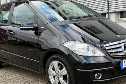 Mercedes-Benz A 180 114.658 km 6.995 &euro; Hilden 40721
