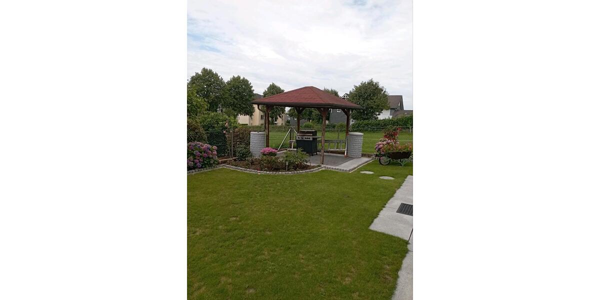 Mehrfamilienhaus, Wohnhaus Wermelskirchen - 12 Zimmer, 320 m&sup2;, 575.000&euro; | Angebot:27168521