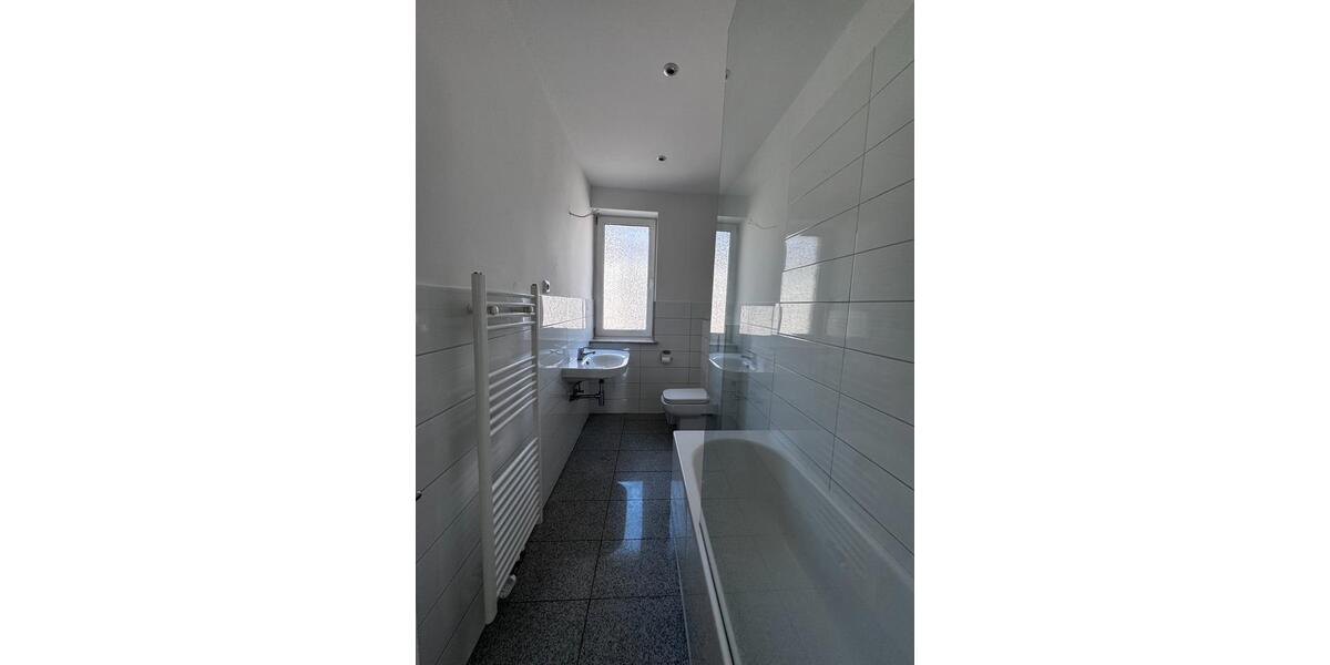 Terrassenwohnung Oberhausen Alt-Oberhausen - 2 Zimmer, 85 m&sup2;, 690&euro; | Angebot:27532863