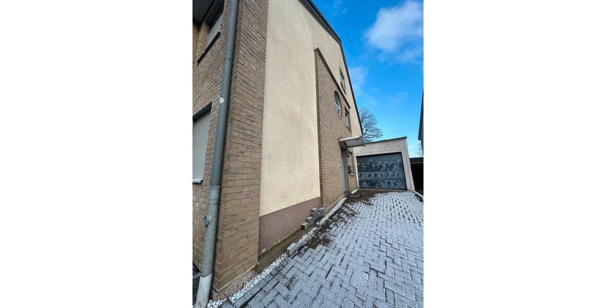 Reihenhaus Bochum Günnigfeld - 8 Zimmer, 225 m&sup2;, 590.000&euro; | Angebot:25793020