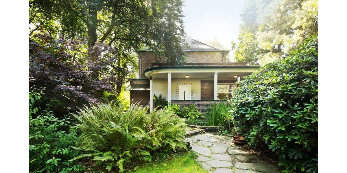 Einfamilienhaus Düsseldorf Stadtbezirk 5 - 9 Zimmer, 280 m&sup2;, 1.350.000&euro; | Angebot:25369197