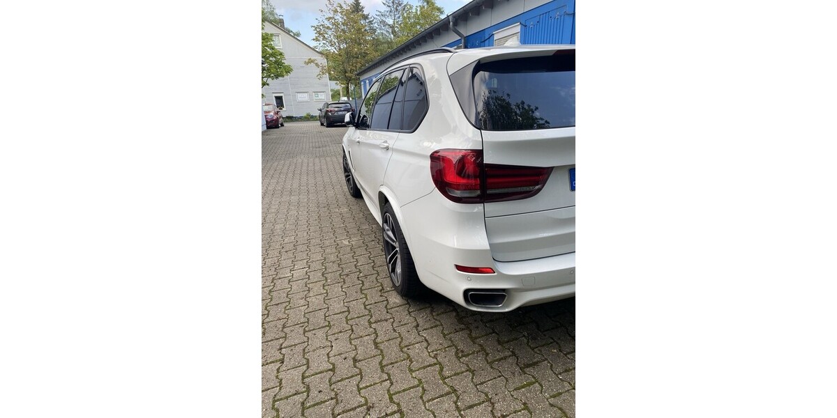 BMW X5 138.000 km 38.500 &euro; Solingen 42651