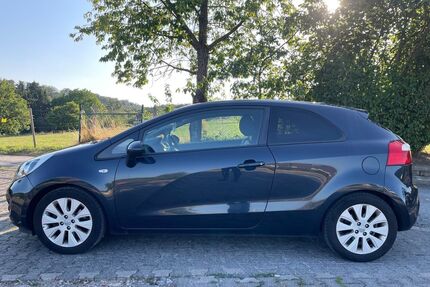 Kia Rio 111.603 km 6.299 &euro; Velbert 42551