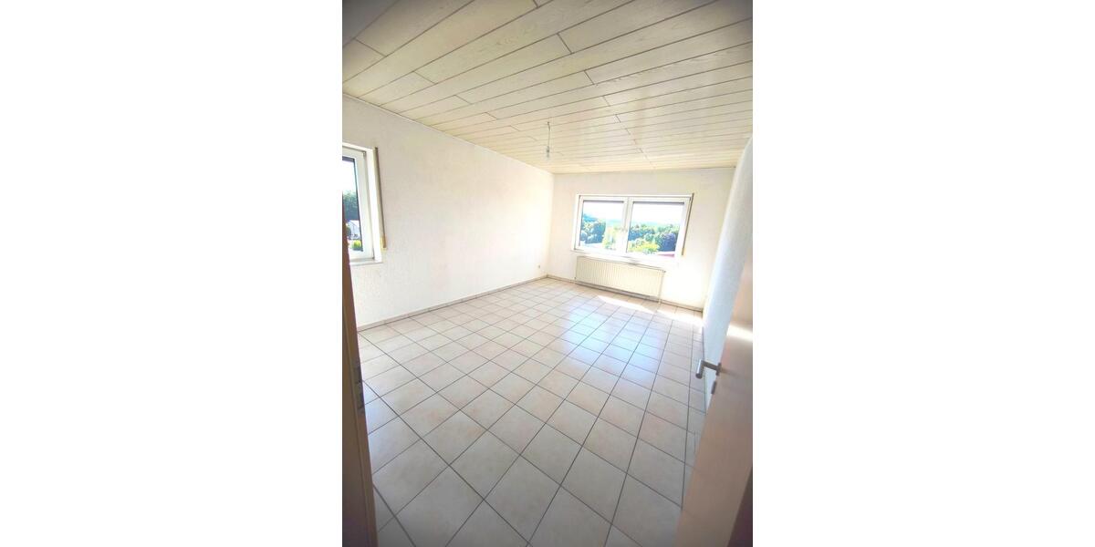 Dachgeschoßwohnung Witten Rüdinghausen - 3.5 Zimmer, 70 m&sup2;, 600&euro; | Angebot:25690776