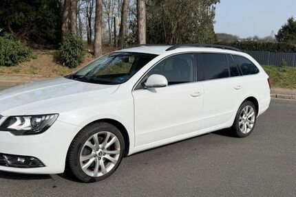 Skoda Superb 192.600 km 8.499 &euro; Velbert 42549