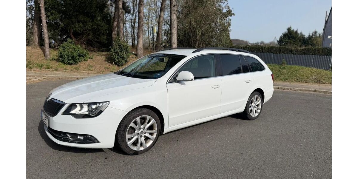 Skoda Superb 192.600 km 8.499 &euro; Velbert 42549