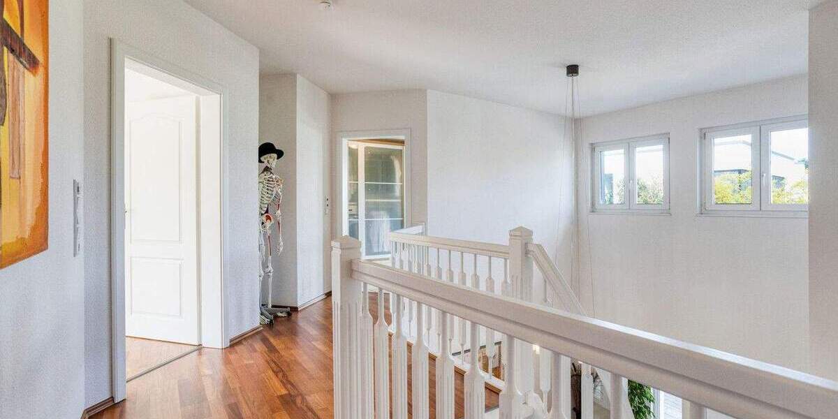 Einfamilienhaus Meerbusch Büderich - 6 Zimmer, 274 m&sup2;, 2.350.000&euro; | Angebot:25687681