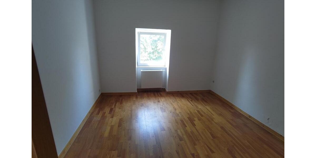 Dachgeschoßwohnung Gladbeck - 4 Zimmer, 99 m&sup2;, 1.110&euro; | Angebot:27571353