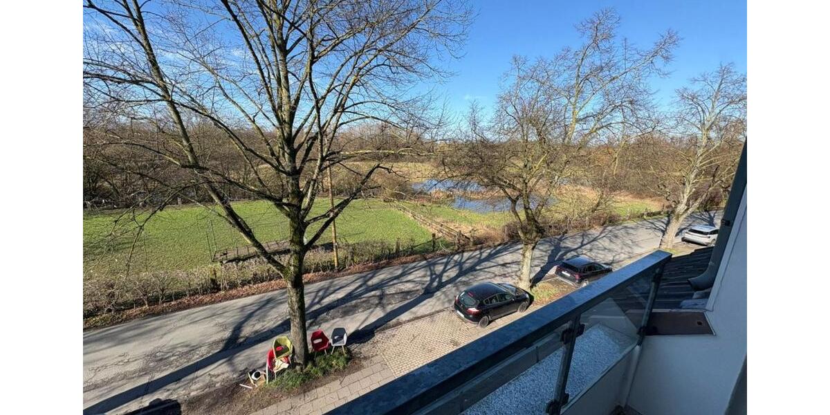 Etagenwohnung Duisburg Walsum - 5 Zimmer, 125 m&sup2;, 1.430&euro; | Angebot:25891647