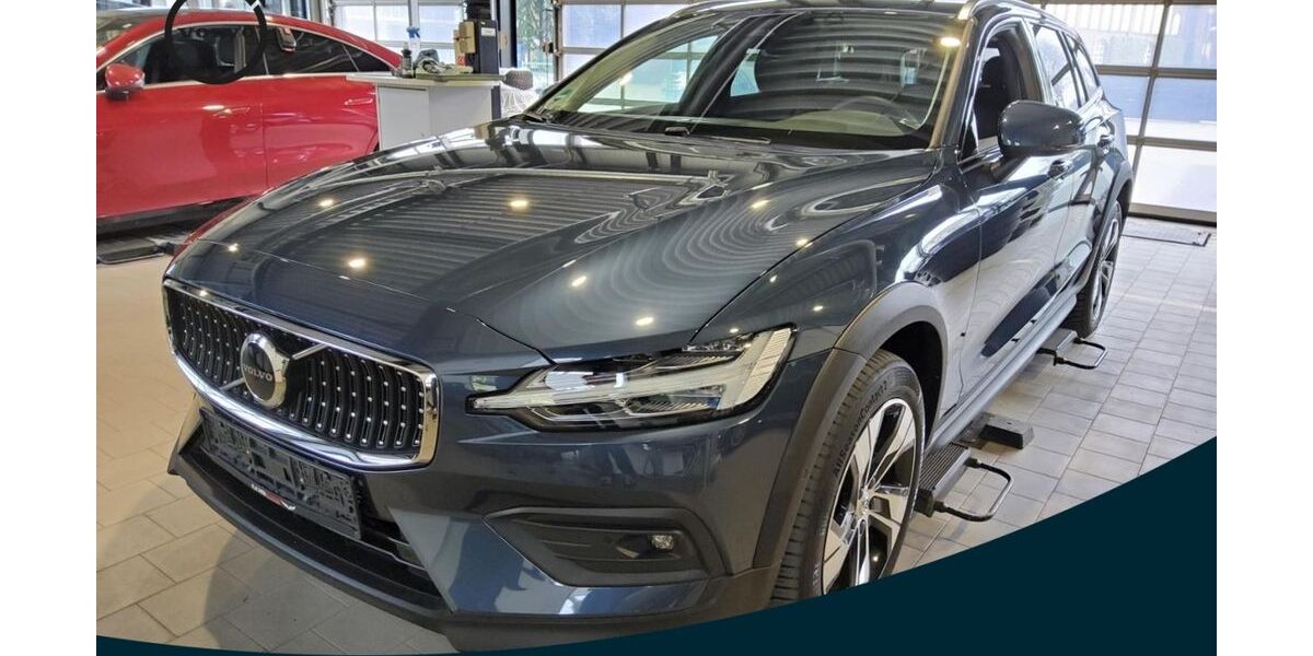 Volvo V60 Cross Country 24.618 km 37.950 &euro; Essen-Kray 45309