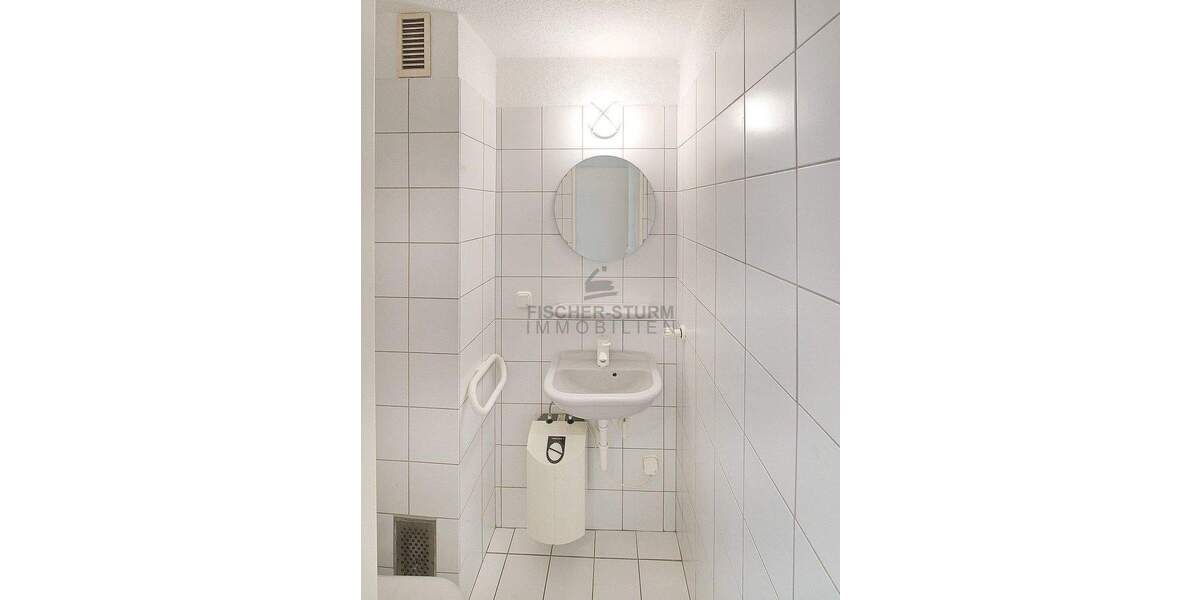 Etagenwohnung Düsseldorf Oberkassel - 3 Zimmer, 84 m&sup2;, 495.000&euro; | Angebot:25744670