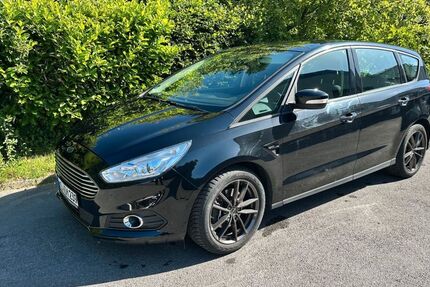 Ford S-Max 149.000 km 8.900 &euro; Haan 42781