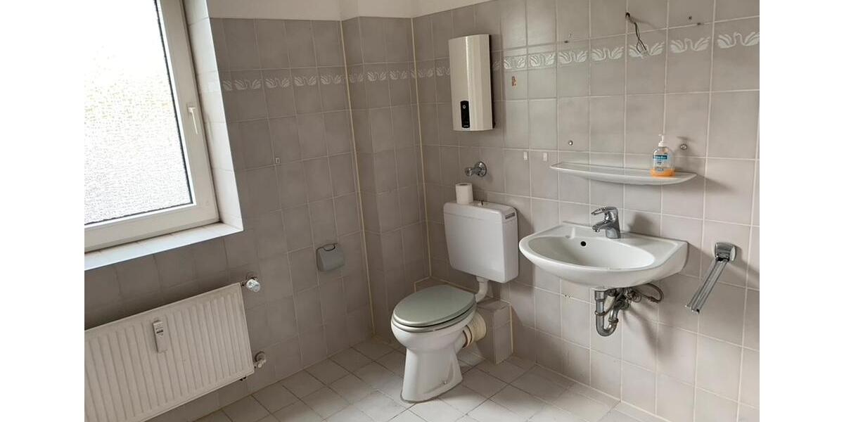 Etagenwohnung Bochum Bochum-Mitte - 3 Zimmer, 90 m&sup2;, 780&euro; | Angebot:26041657