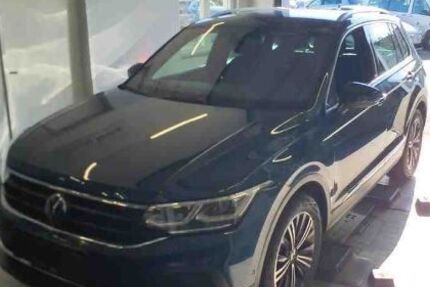 VW Tiguan 61.400 km 28.690 &euro; Duisburg 47178