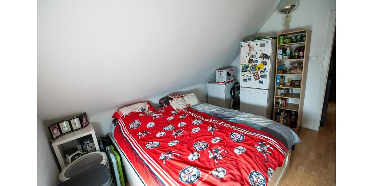 Dachgeschoßwohnung Solingen Ohligs - 3 Zimmer, 50 m&sup2;, 145.000&euro; | Angebot:26875521