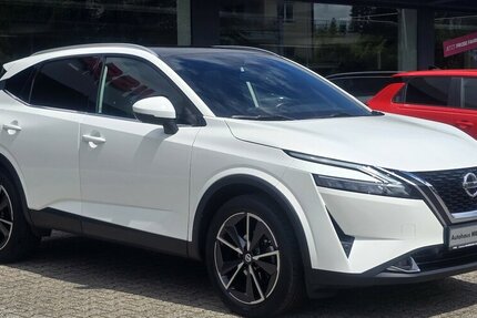 Nissan Qashqai Tekna Automatik|360°|Pano |HUD 40.020 km 23.650 &euro; Wermelskirchen 42929