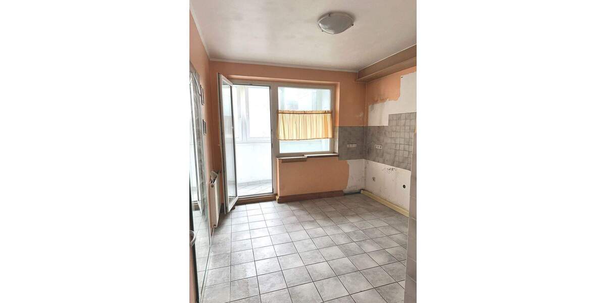 Etagenwohnung Düsseldorf Friedrichstadt - 4 Zimmer, 89 m&sup2;, 348.000&euro; | Angebot:25865582