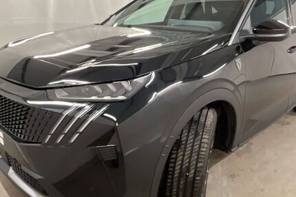 Peugeot 3008 2.543 km 28.548 &euro; Düsseldorf 40223