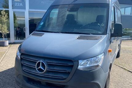Mercedes-Benz Sprinter 143.080 km 16.500 &euro; Hilden 40721