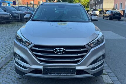 Hyundai TUCSON 102.000 km 11.999 &euro; Gelsenkirchen 45879