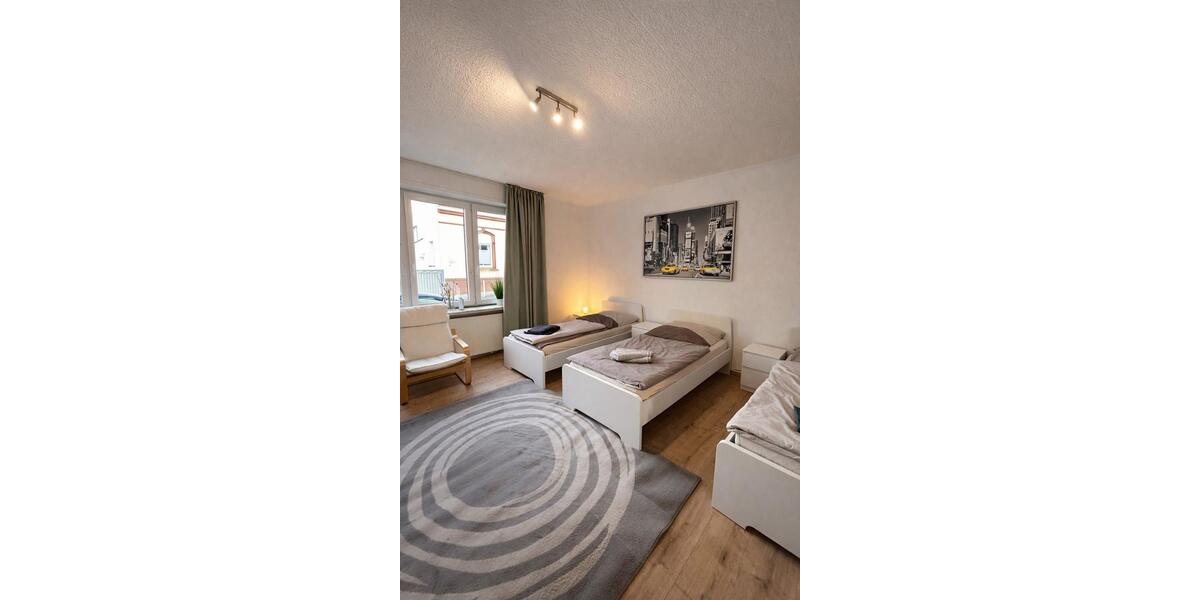 Etagenwohnung Essen Stadtbezirk IX - 1 Zimmer, 40 m&sup2;, 69&euro; | Angebot:25976729