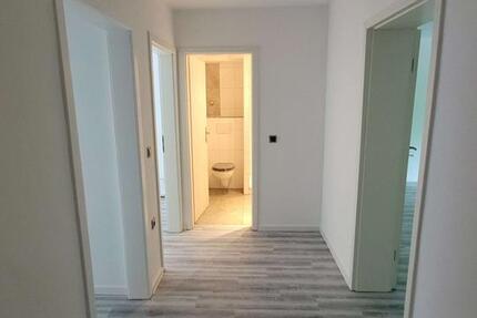 Wohnung Gelsenkirchen Gelsenkirchen-West - 2 Zimmer, 67 m&sup2;, 550&euro; | Angebot:24866142