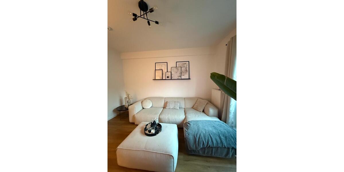 Etagenwohnung Düsseldorf Stadtbezirk 3 - 3 Zimmer, 68 m&sup2;, 1.500&euro; | Angebot:27553800